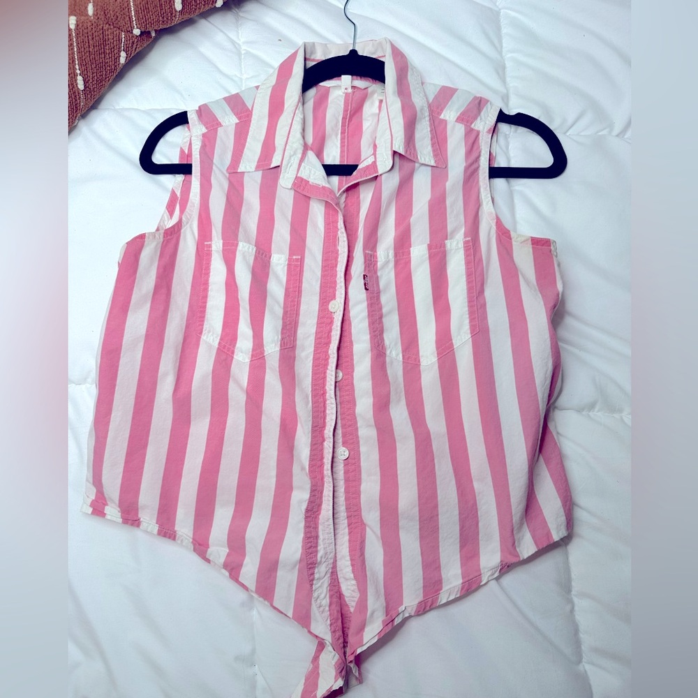 Levis pink and white button up front tie sleeveless tank top